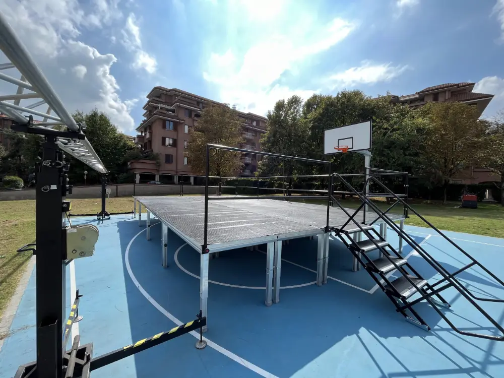 Palco modulare alla Sagra del Gorgonzola, Gorgonzola (MI) — allestimento SUONO E LUCE